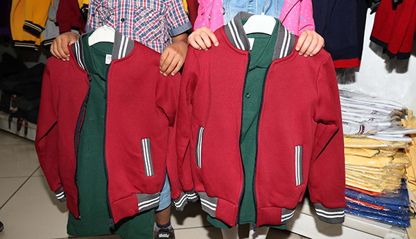 Çocukların İlk Okul Kıyafetleri Çankaya'dan