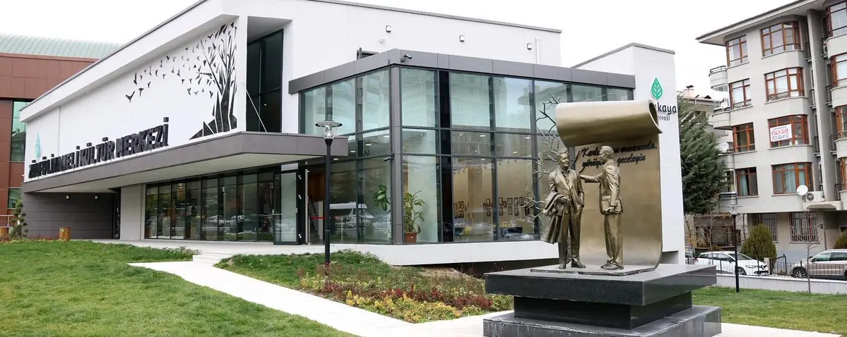 Zülfü Livaneli Kültür Merkezi