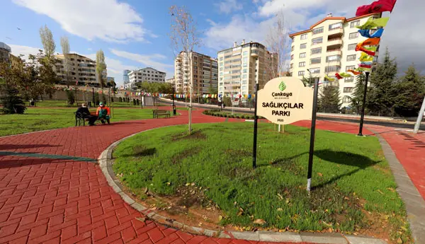 Sağlıkçılar Parkı