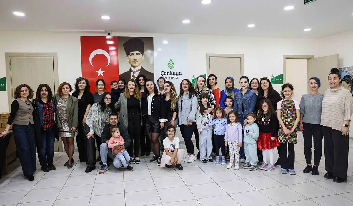 Çankaya'da Bekar Anneler Dayanışma Buluşması haber görseli