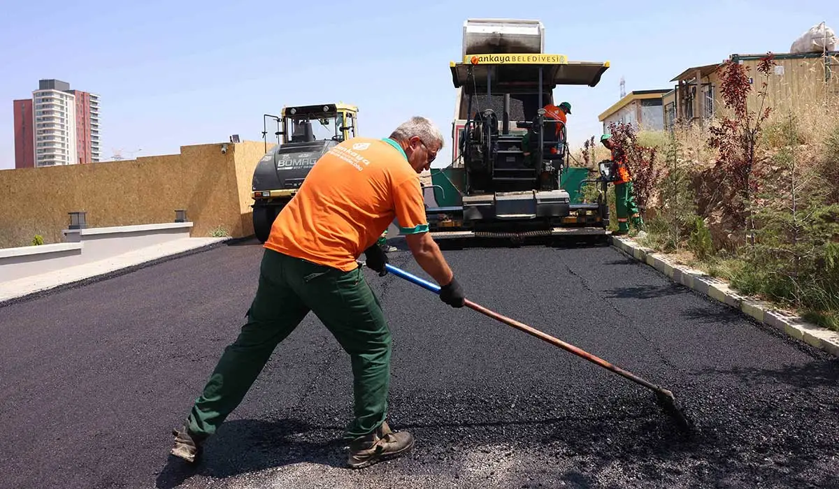 Çankaya'da Asfalt Çalışmaları Sürüyor haber görseli