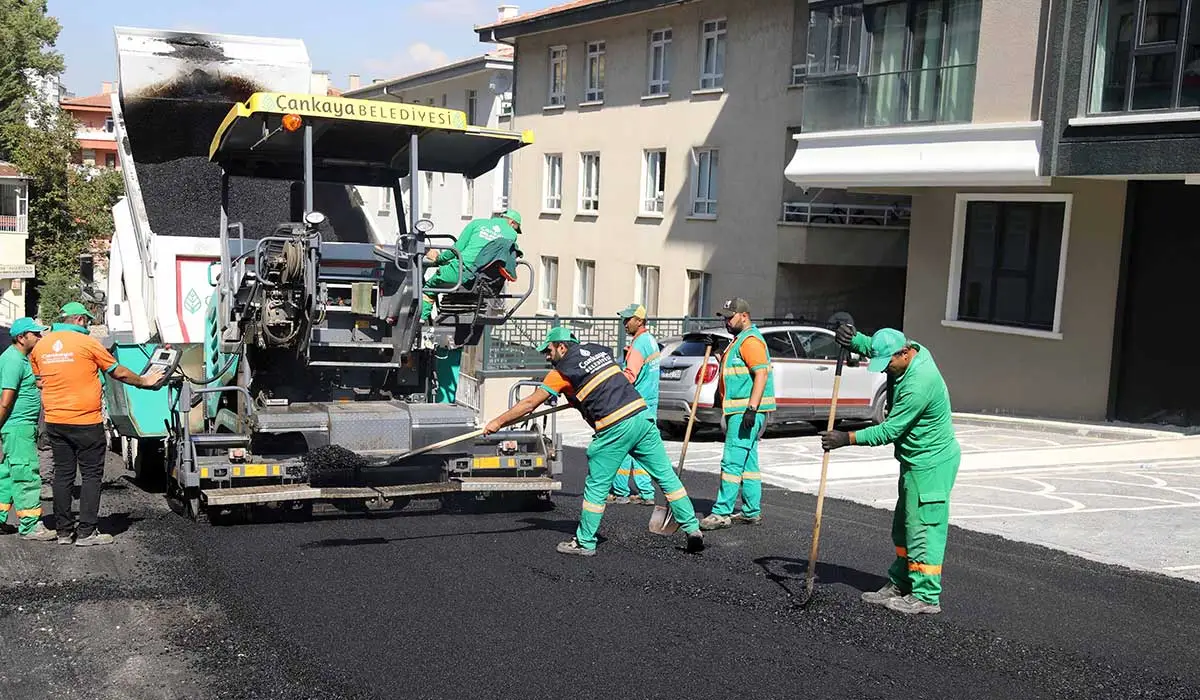 312 Cadde ve Sokakta Tam Kaplama Asfalt Çalışması haber görseli
