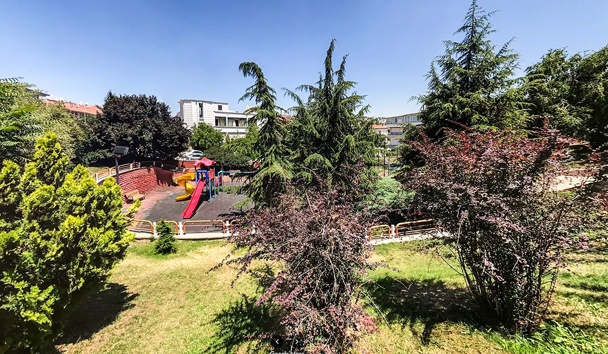 Aşık Mahzuni Şerif Parkı