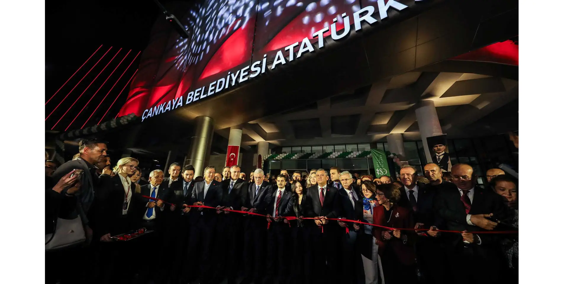 "Başkentin Parlayan Yıldızı" Atatürk Sanat Merkezi Açıldı haber görseli