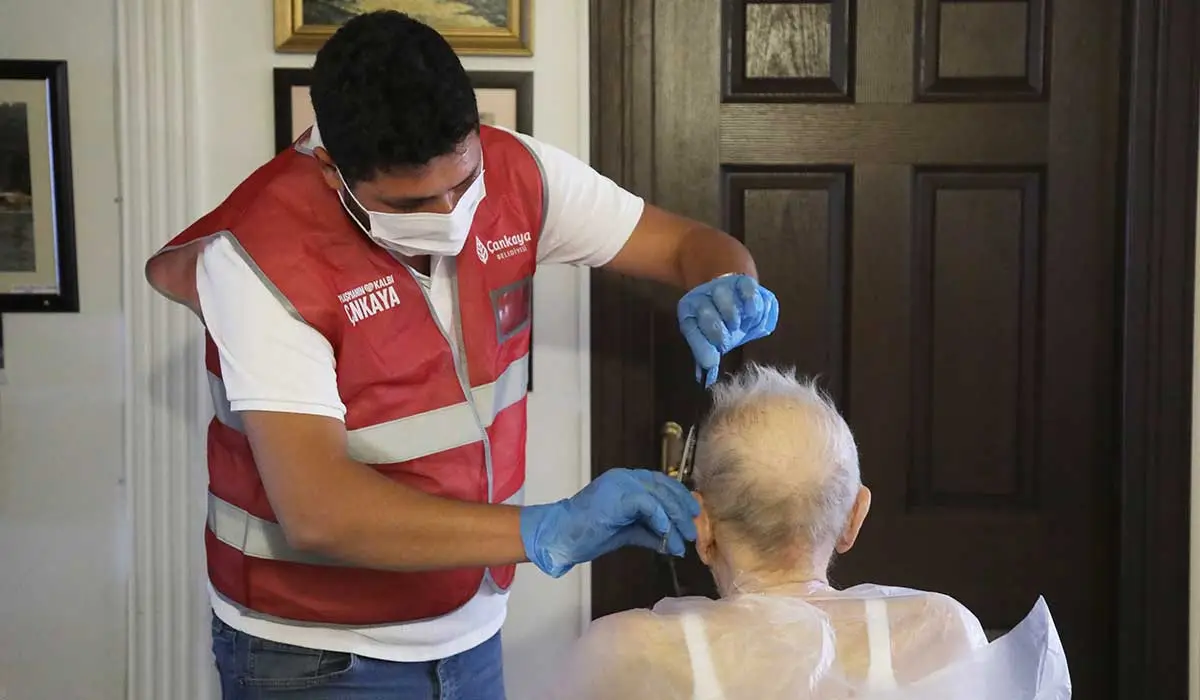 Çankaya Belediyesi'nin Evde Bakım Hizmetleri Sürüyor haber görseli