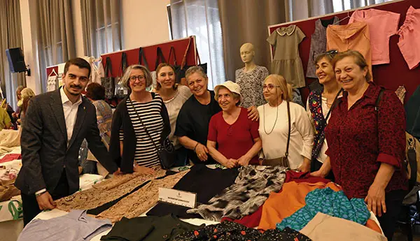 Başkan Güner Çankaya Evleri Yılsonu Sergileri’ni Ziyaret Etti haber görseli