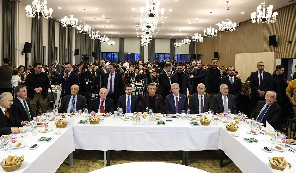 Başkan Güner CHP Örgütü İftar Programına Ev Sahipliği Yaptı haber görseli