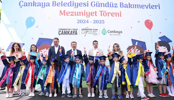 Başkan Güner Kep Atan Miniklerle Mezuniyet Coşkusunu Paylaştı haber görseli