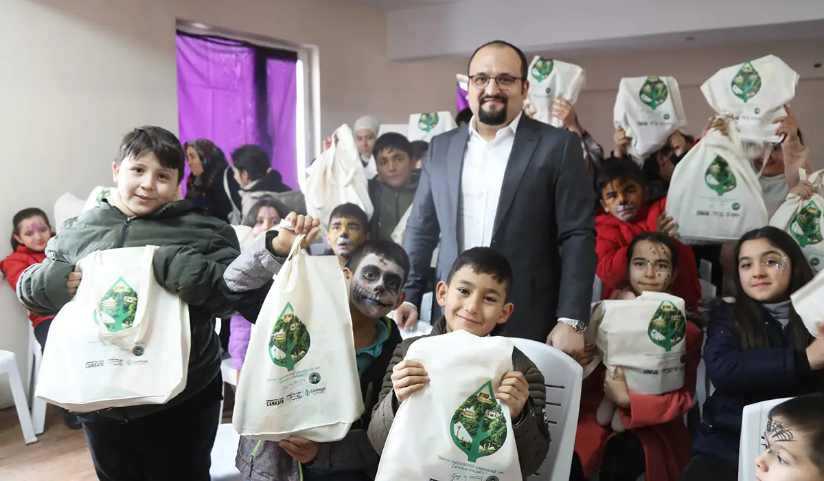 Çankaya Belediyesi’nden Karahasanlı Çocuklarına Karne Şenliği haber görseli