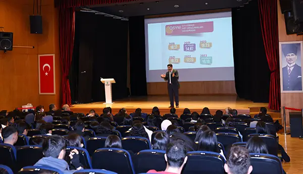 Çankaya Belediyesi'nden Öğrencilere Sınavda Başarı Formülü haber görseli