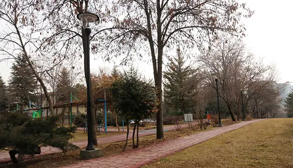 Gazeteci Emin Çölaşan Parkı