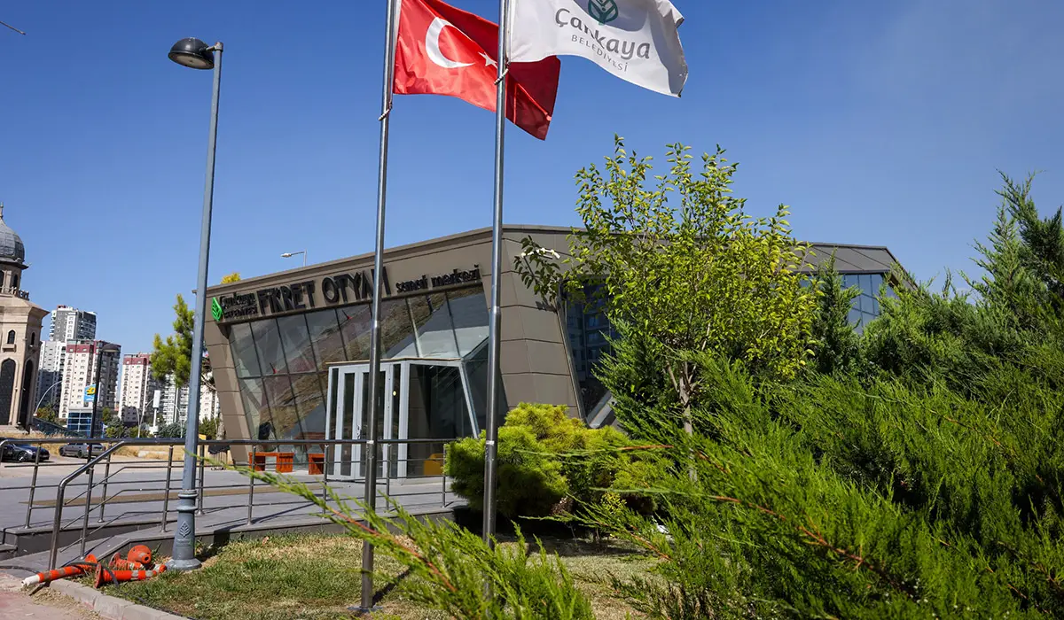 Fikret Otyam Sanat Merkezi