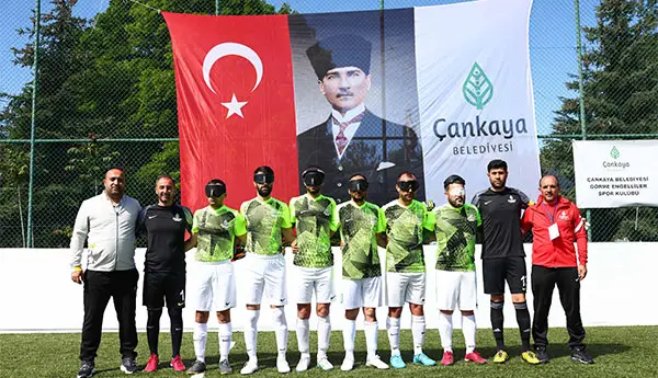 Şampiyon Sezona Galibiyetle Başladı haber görseli