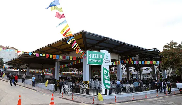Huzur Pazar Yeri