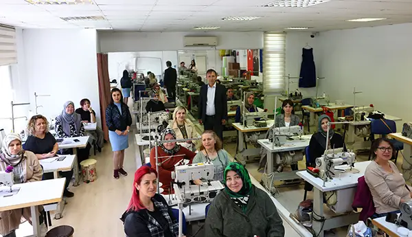 Çankayalı Kadınlara E-Ticaret Eğitimi haber görseli