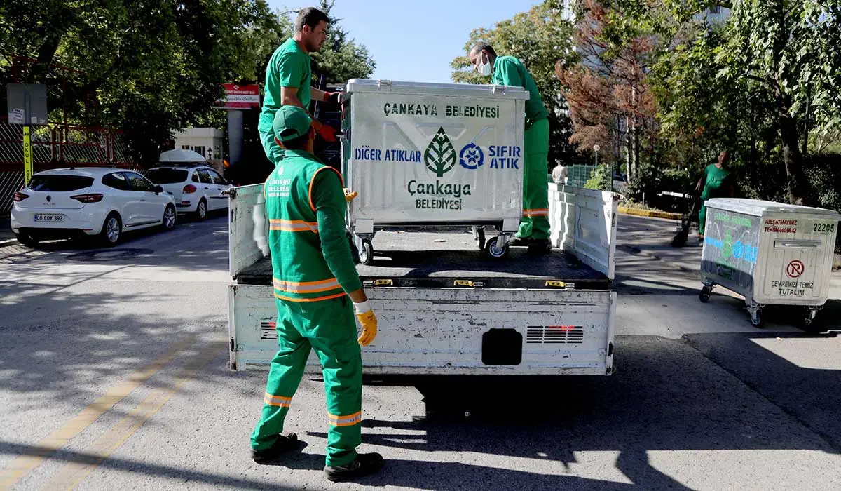 Tertemiz Çankaya İçin Yeni Çöp Konteynerleri haber görseli