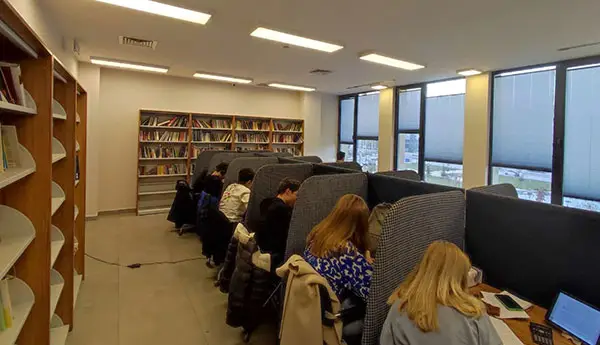 Çankaya'nın Kütüphaneleri 7/24 Hizmet Veriyor haber görseli