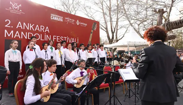 2. Mandolin Festivali Çankayalılarla Buluştu haber görseli
