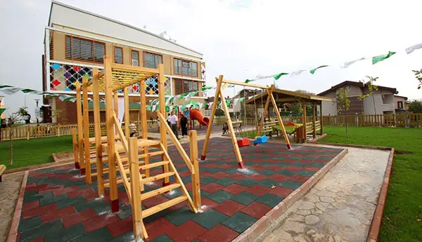 Mutluluk Gündüz Bakımevi