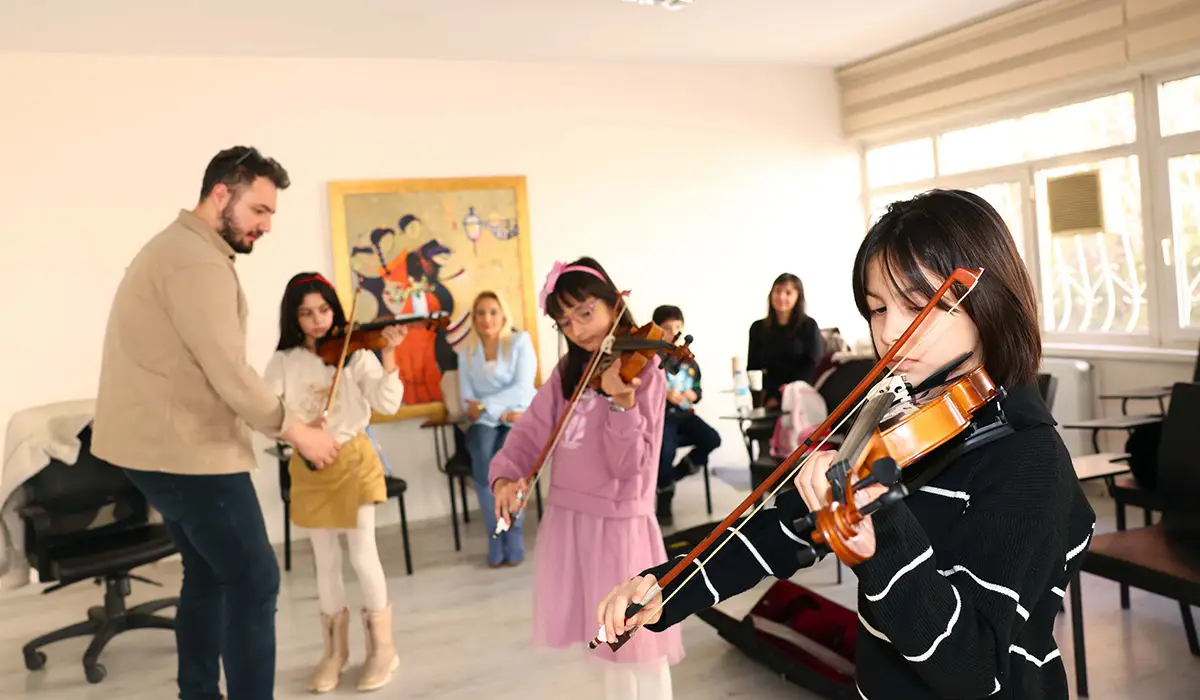 Muammer Sun Müzik Atölyesi Başvuruları Başlıyor haber görseli