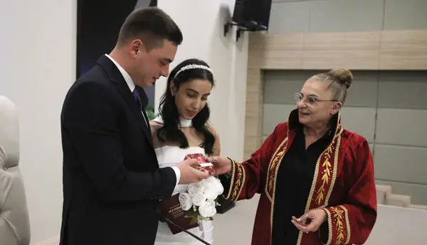 Çankaya Belediyesi’nde 14 Şubat Nikah Yoğunluğu: 30 Çiftin Mutlu Günü haber görseli