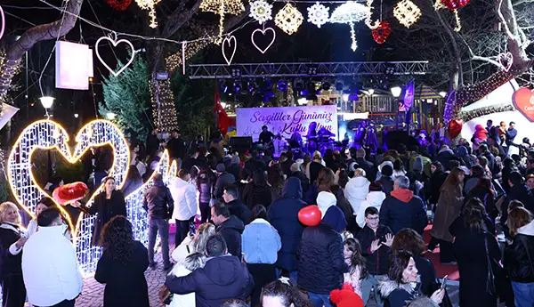 Çankaya'da Sevgililer Günü Özel Etkinliklerle Kutlandı haber görseli