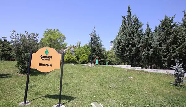 Tiflis Parkı