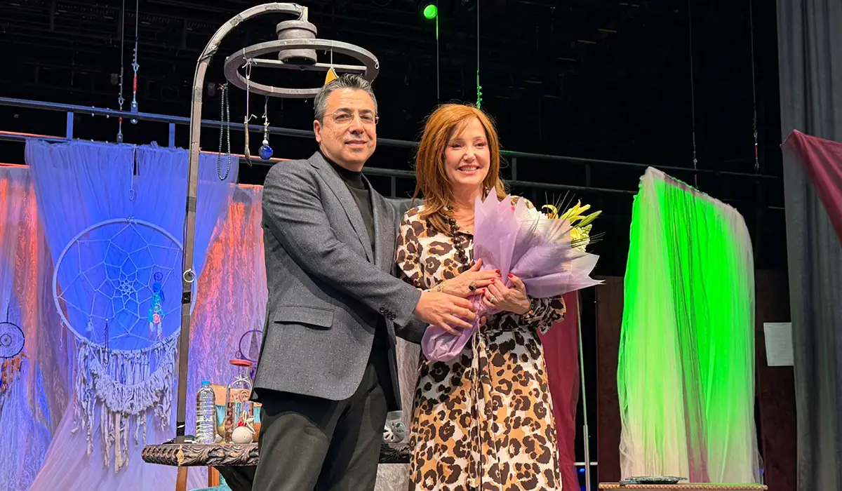 Berna Laçin'den Çankaya'da Tek Kişilik Dev Performans haber görseli