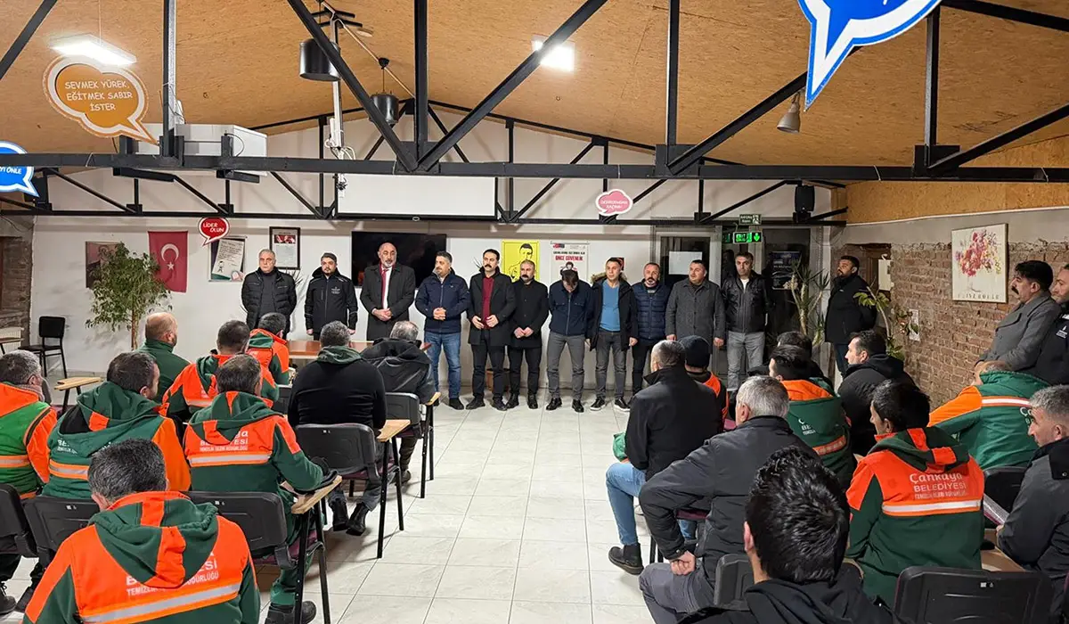 Temizlik Emekçilerine Yeni Yıl Ziyareti haber görseli